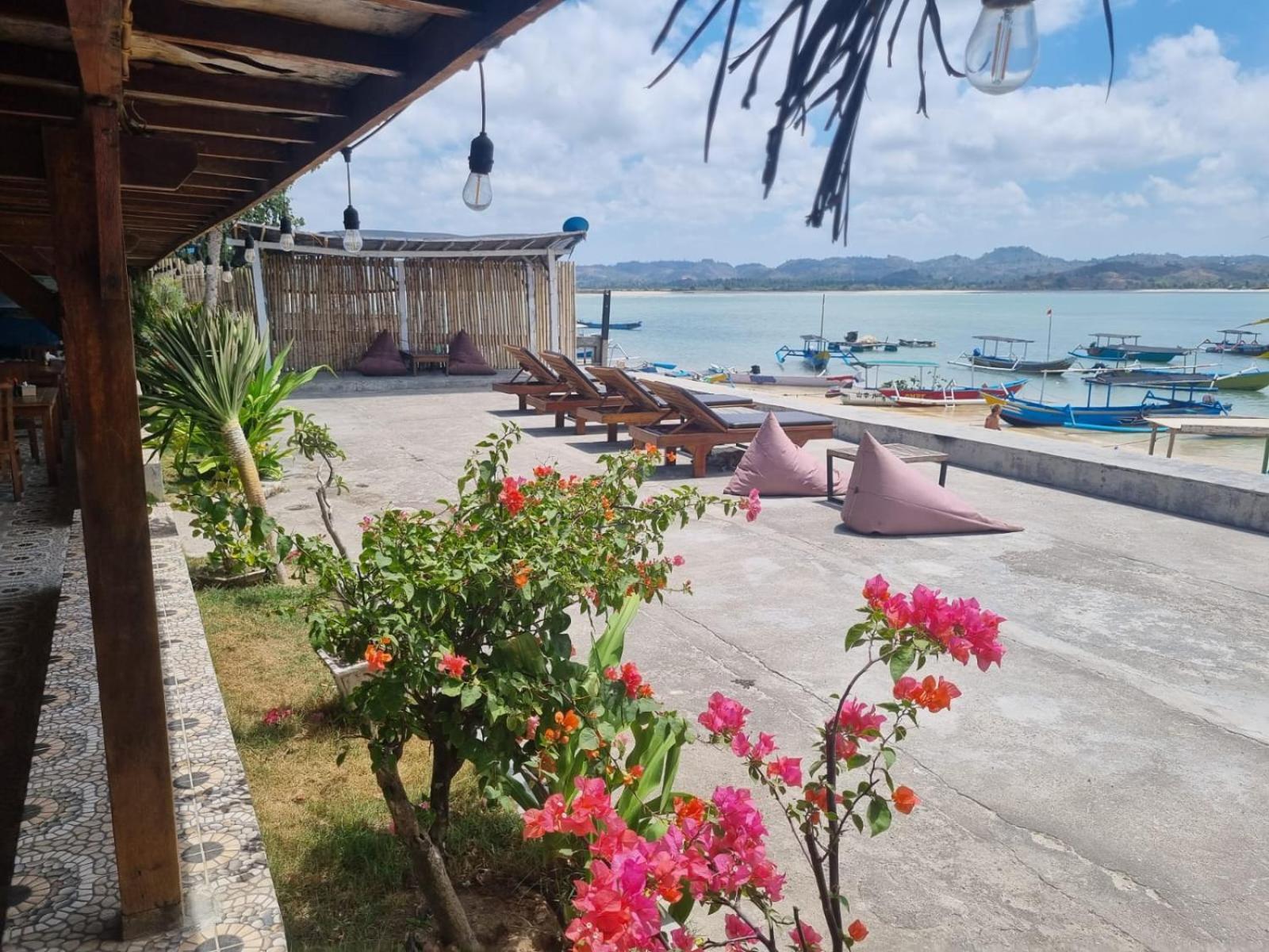 Edo Homestay & Restaurant Kuta  Dış mekan fotoğraf